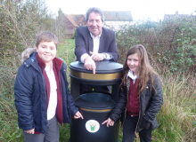 Litter Angels Charity Installs Two New Bins In Iwade