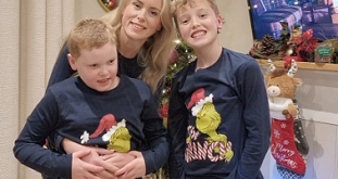 Demelza Supports Mum With New Drug Trial